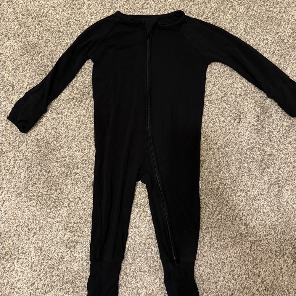 Little Sleepies Black Zippy